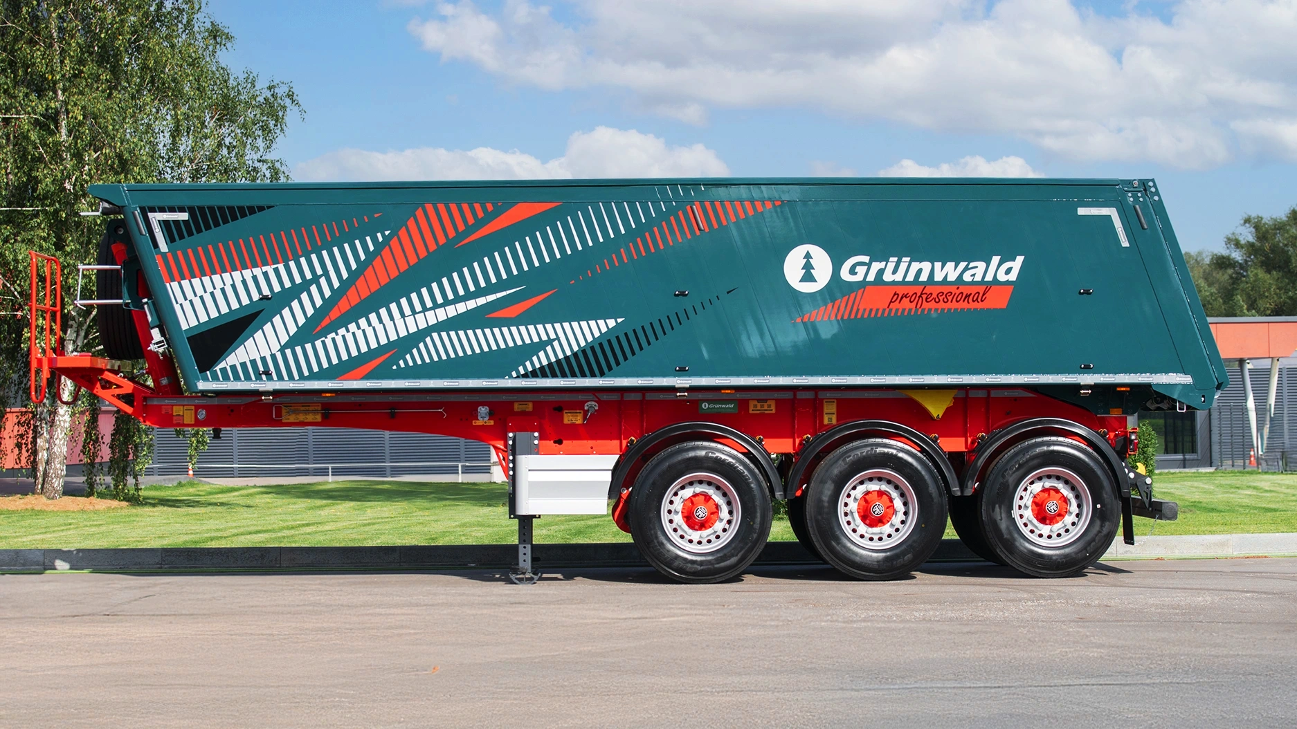 Алюминиевый̆ строитель