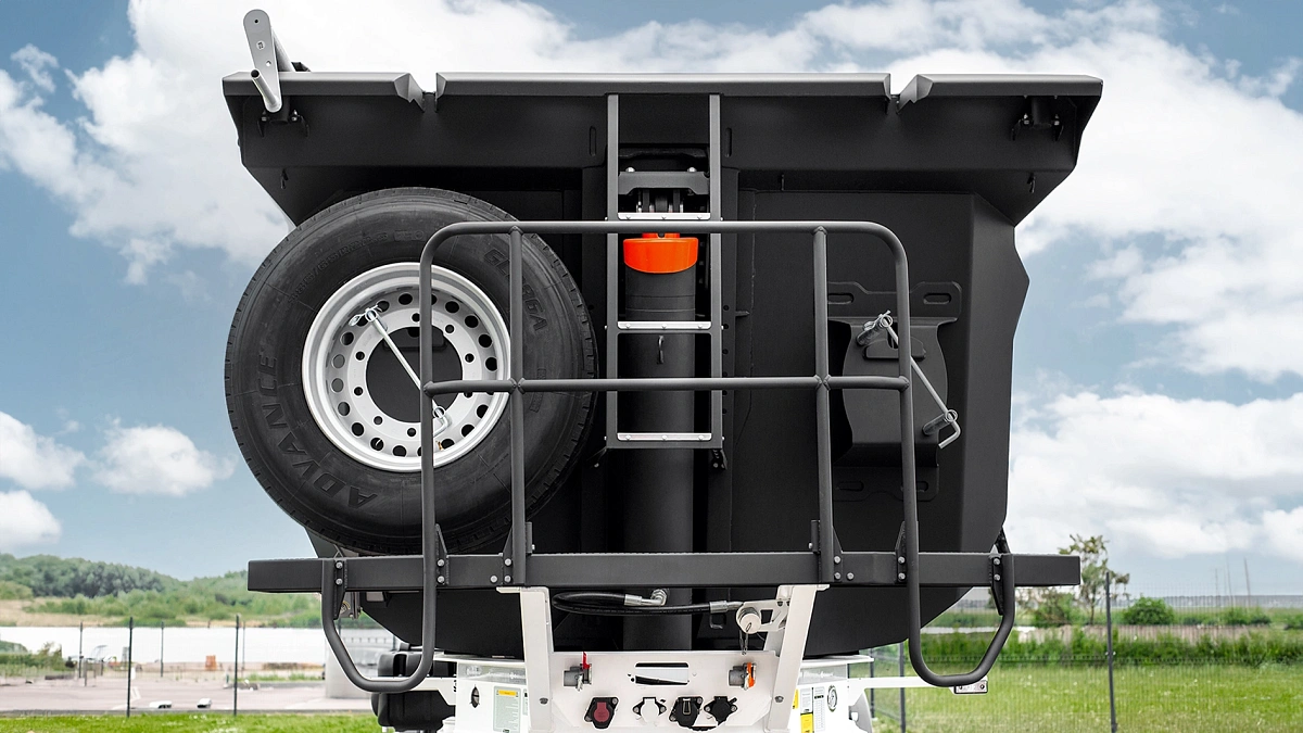 Tipper semi-trailer Gr.T33-SH