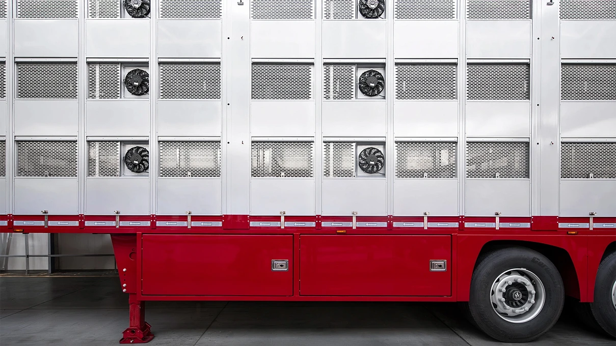 Полуприцеп-скотовоз Gr.LS