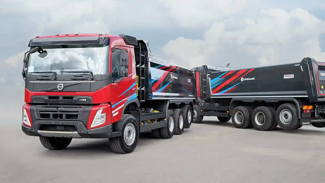 Volvo Tridem с надстройками Grunwald