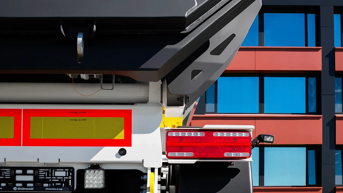Tipper semi-trailer Gr.T33-SH