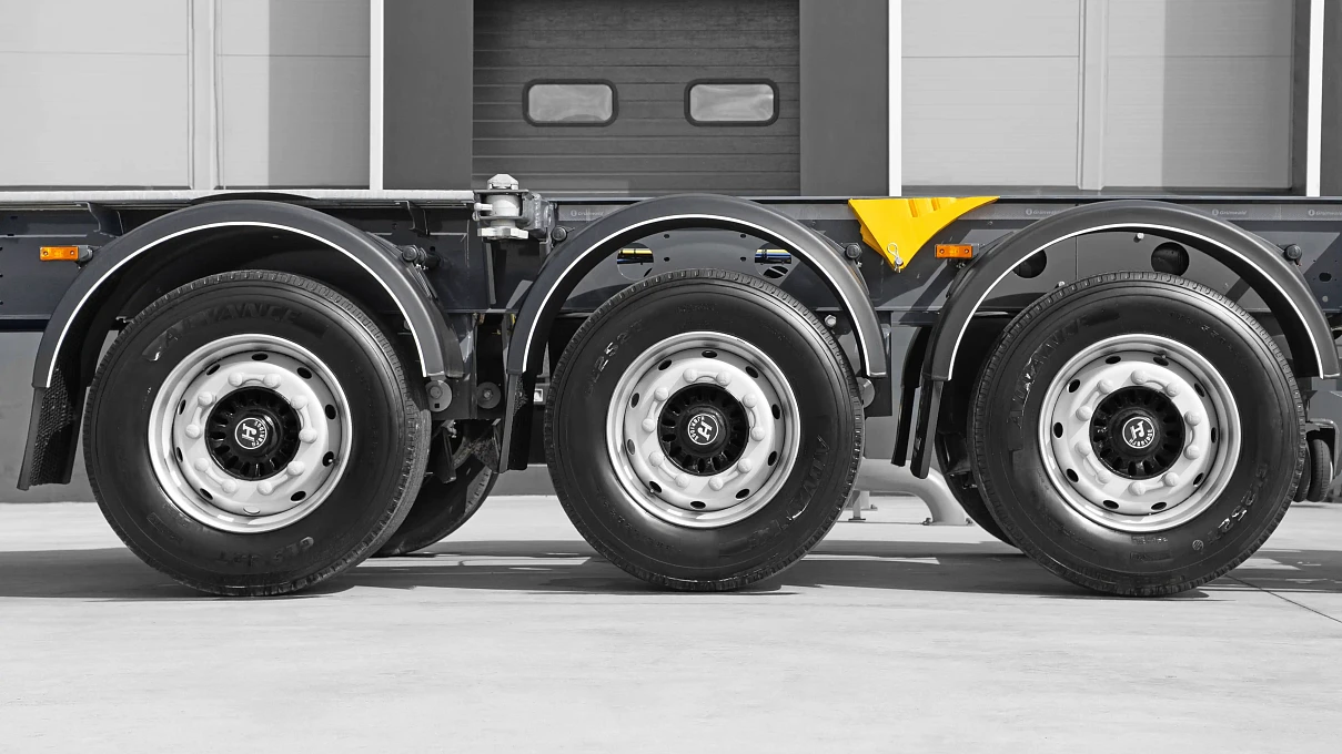 Универсальный полуприцеп контейнеровоз Gr.C L3