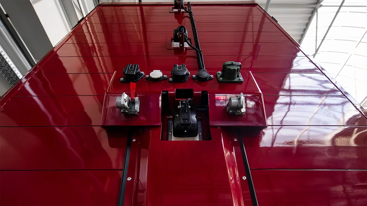 Полуприцеп-скотовоз Gr.LS