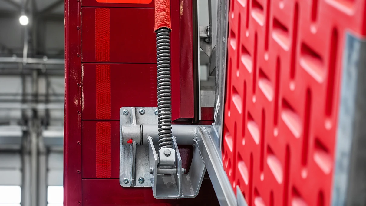 Полуприцеп-скотовоз Gr.LS